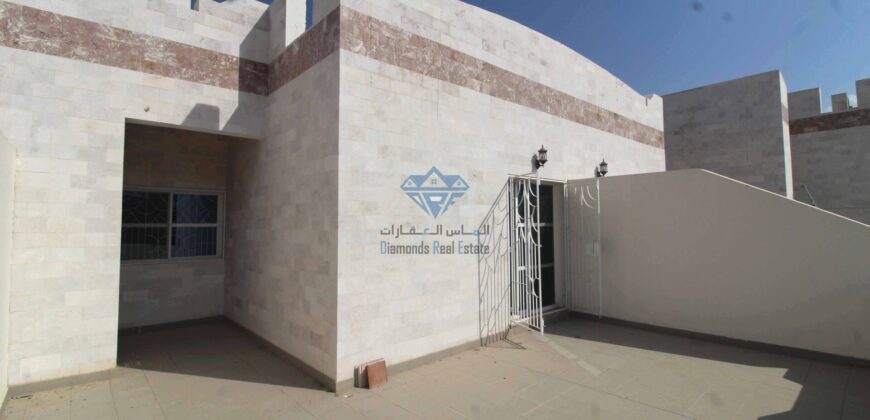 5 Bedrooms+Maid Room With Swimming Pool Villa For Rent in The Prime Location of Madinat Qaboos