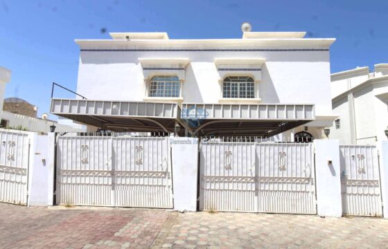 5 Bedrooms+Private Covered Parking Villa For Rent in Azaiba.