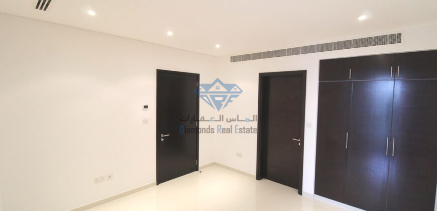 2 BHK Eye Appealing luxurious Apartment available at the prime location of Al Mouj Marsa 3