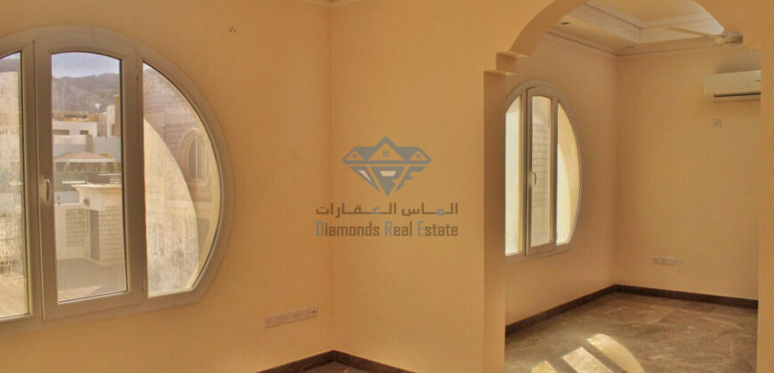 Beautiful 6 Bedrooms Villa For Rent In Al muna
