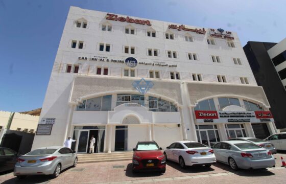 2 Bedrooms With Maid Room Apartments For Rent In of Watia