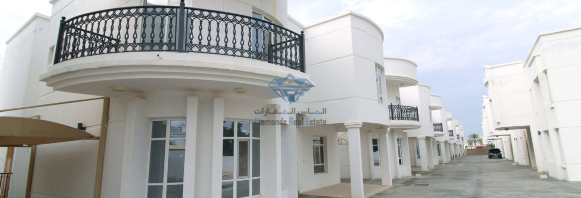 6 BHK Villas in Compound for Rent in Shatti Al Qurum