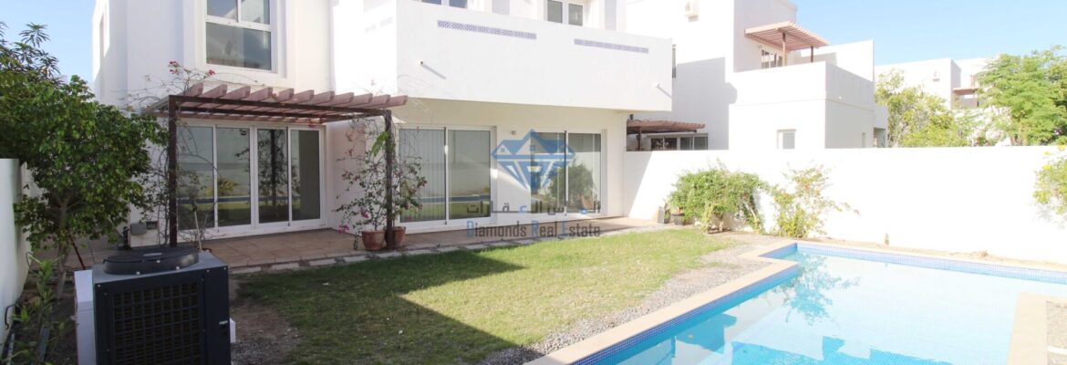 Beautiful 4 BHK + Maidroom Villa for Rent in Al Mouj