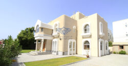 Luxurious & Beautiful Villa for Rent in South Ghubrah 