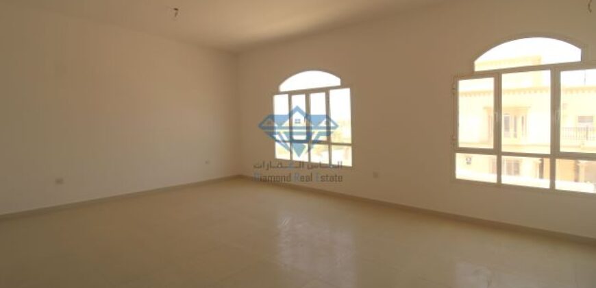 Beautiful 6BR Villa for Sale in Azaiba