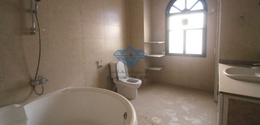 Commercial Villa for rent at the prime location of Shatti al Qurum which is located behind Ethopian embassy easy access to the main road.