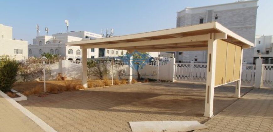 5BR+Maidroom Standalone Villa for Rent in Rabiat al Qurum
