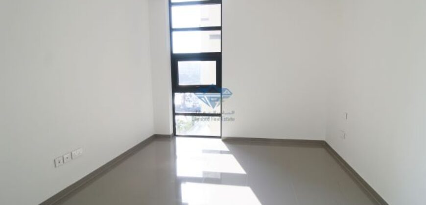 Beautiful 2BHK+Maidroom Apartment for Sale in Al Mouj (juman One)