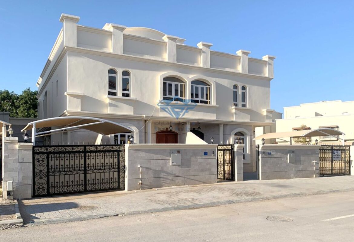 Beautiful 4BR villa for rent in mawaleh