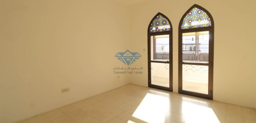 3BR + maidroom Villa for Rent in Shatti al Qurum