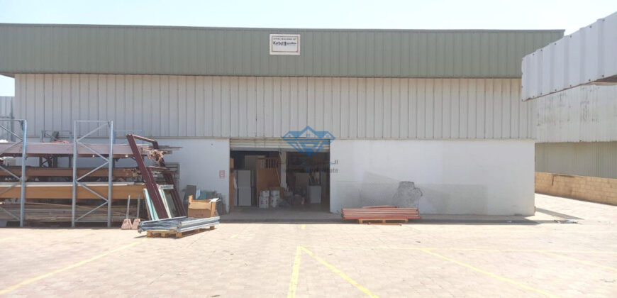 Workshop with staff cabin available for rent in Ghala Heights