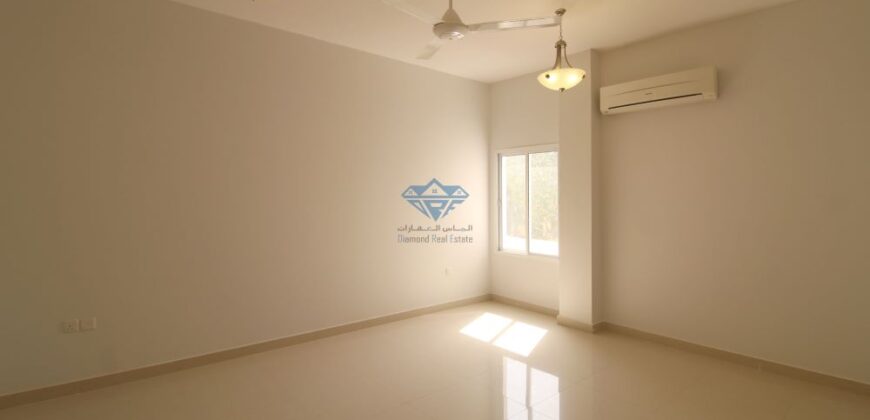 Spacious 4BR+maidroom Apartment (1st floor) for Rent in Al Hail North
