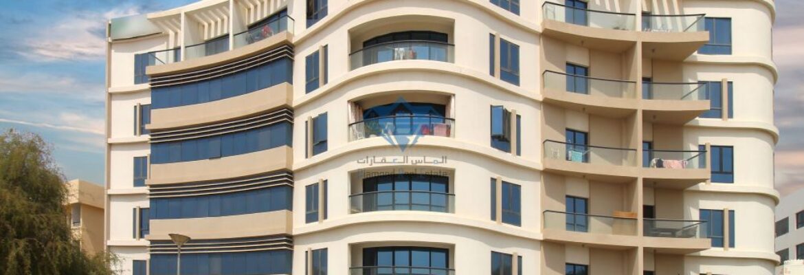 Beautiful 2 BHK Front View Apartment For Rent in Qurum ( Park View Building)