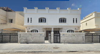 Beautiful 4-Bedroom Twin Villa for Rent in Al Mawaleh North Beautiful 4-Bedroom Twin Villa for Rent in Al Mawaleh North