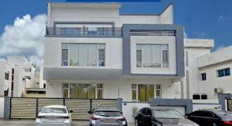 Penthouse for Rent in Al Khuwair– Commercial Space 
