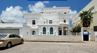 Spacious  5 Bedrooms +1 Maidroom Commercial Villa for Rent in Azaiba