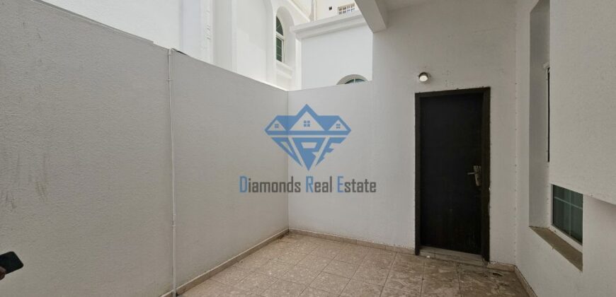 Spacious  5 Bedrooms +1 Maidroom Commercial Villa for Rent in Azaiba