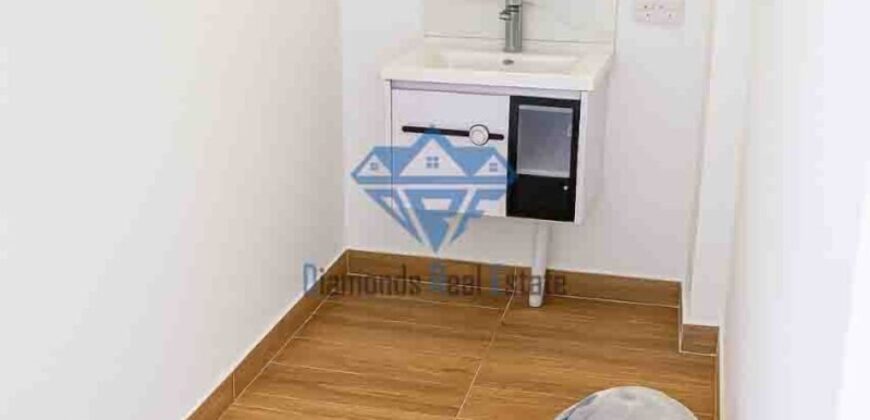 Big & Spacious Unfurnished 6 Bedrooms Commercial Villa for rent azaiba