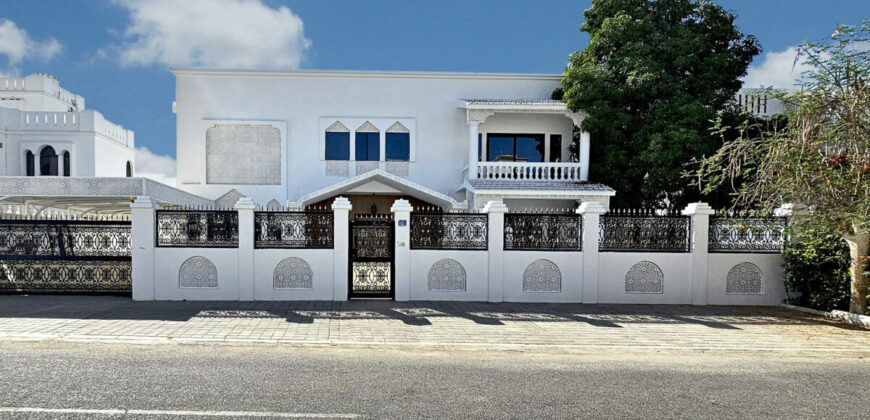 للبيع فيلا مستقلة – الغبرة الشمالية