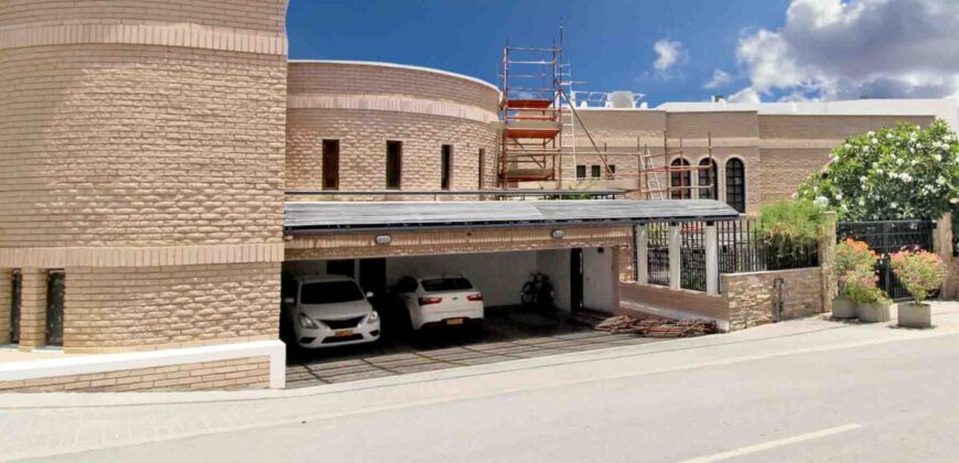 Beautiful & Spacious Semi Furnished 4BR Villa Available for Rent in Madinat sultan Qaboos