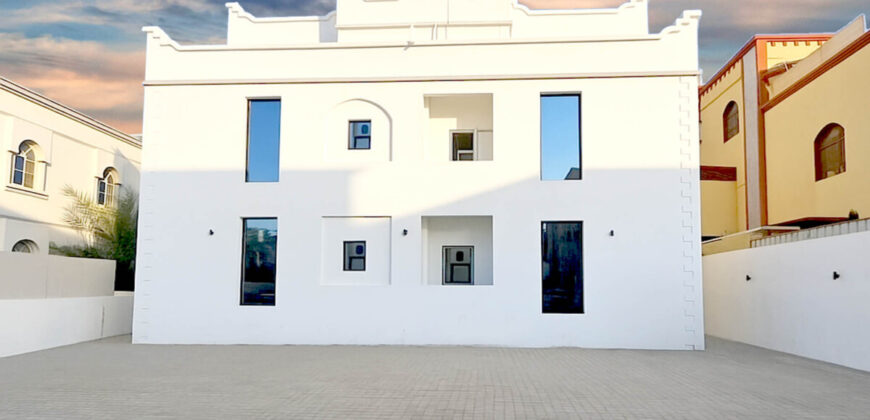 Newly Renovated 2 BHK Apartment for Rent in Azaiba 
