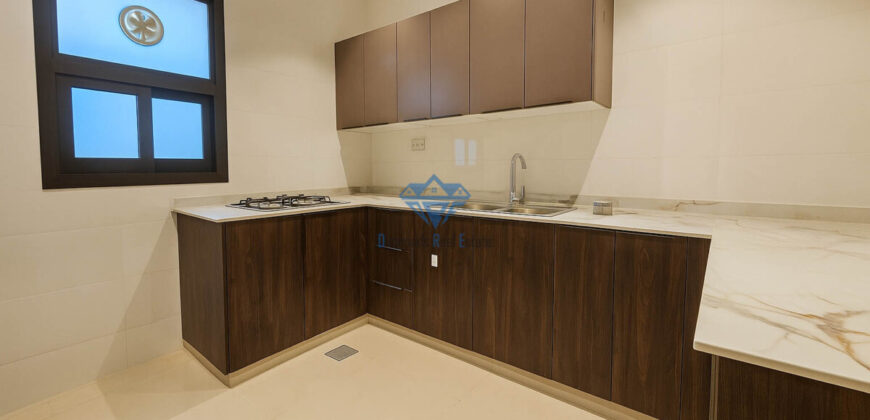 Newly Renovated 2 BHK Apartment for Rent in Azaiba 