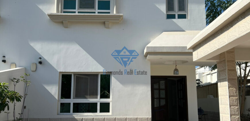 Spacious and well-maintained 4 bedrooms + 1 maidroom villa for rent in azaiba Spacious and well-maintained 4 bedrooms + 1 maidroom villa for rent in azaiba