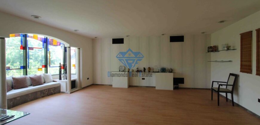 Beautiful & Spacious Semi Furnished 4BR Villa Available for Rent in Madinat sultan Qaboos