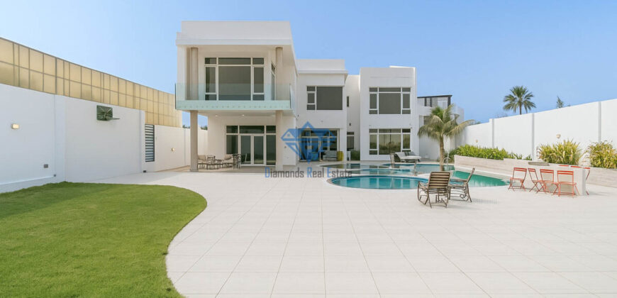 فيلا راقية في بوشر | 7 غرف نوم | مسبح خاص | تصميم واسع