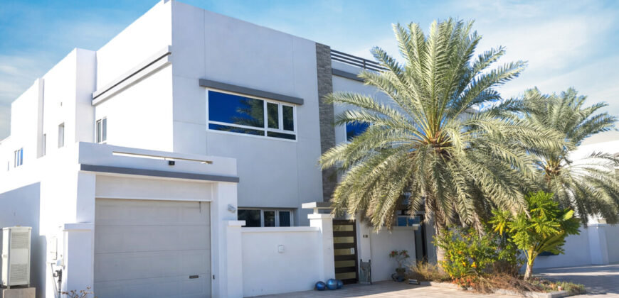 For Rent – Beautiful Villa in Al-Hail South📍 Prime Location Close to beach