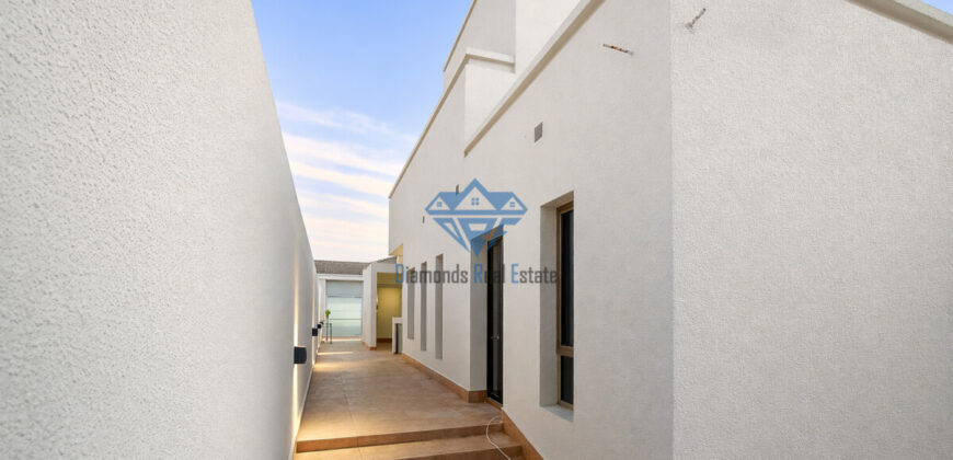 🏡 للبيع – فيلا فاخرة في بوشر العوابي