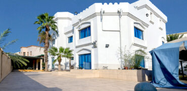 Premium Commercial Villa for Rent – Al Azaiba North