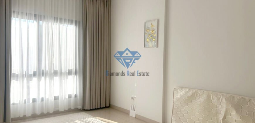 شقة جديدة بغرفتي نوم للبيع في الموالح الشمالية