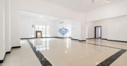 For Rent | Spacious Villa in South Ghubra 4 Bedrooms +1 Maidroom
