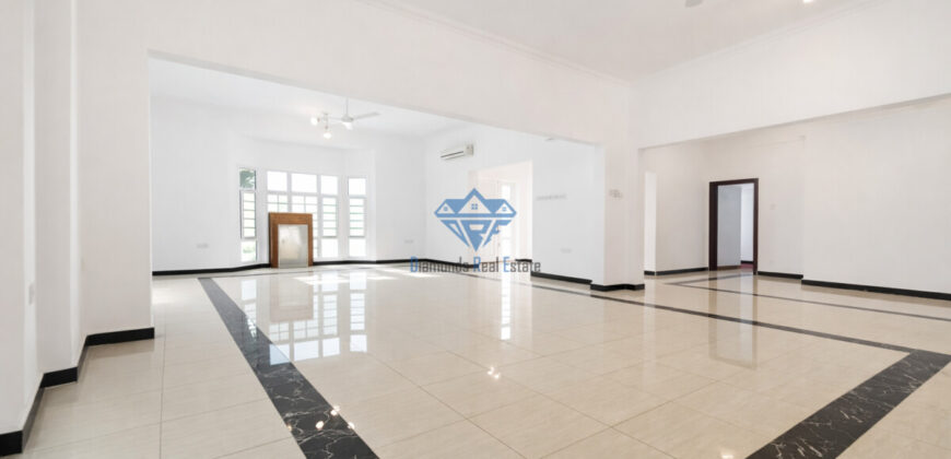 For Rent | Spacious Villa in South Ghubra 4 Bedrooms +1 Maidroom