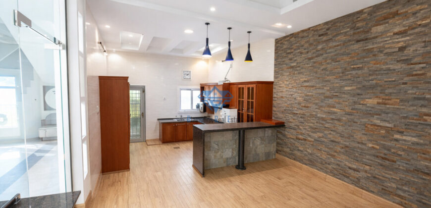 فيلا راقية للبيع في مرتفعات الأنصب