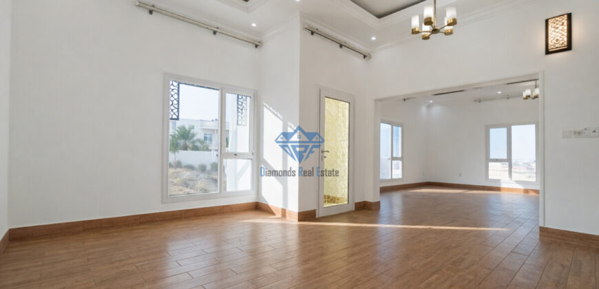 فيلا راقية للبيع في مرتفعات الأنصب