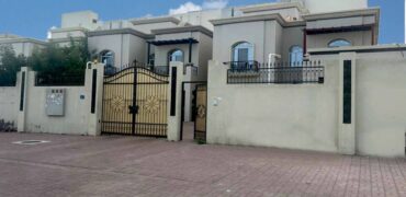 Beautiful 4-Bedroom Villa for Rent – Al Hail North