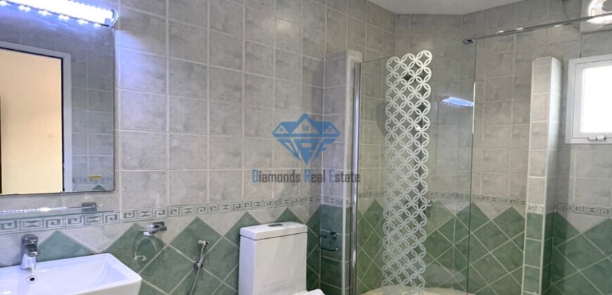 Spacious and well-maintained 4 bedrooms + 1 maidroom villa for rent in azaiba