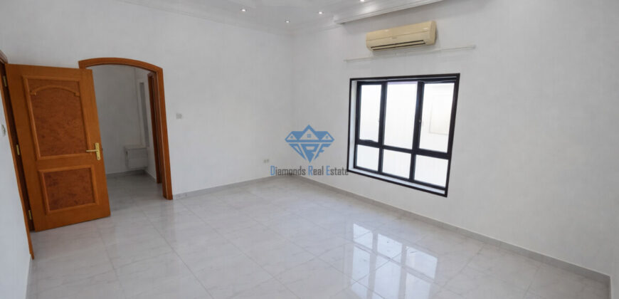 For Rent – Spacious Villa in South Mawaleh (5+1 Bedrooms)