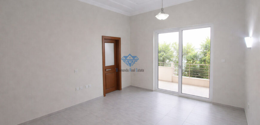 For Rent | Luxury 4Bedrooms + 1 Maidroom Villa in North Al-Mawaleh