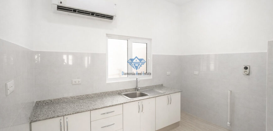 For Rent | Luxury 4Bedrooms + 1 Maidroom Villa in North Al-Mawaleh