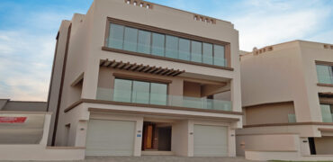 Luxury 5-Bedroom Villa for Rent in Muscat Hills