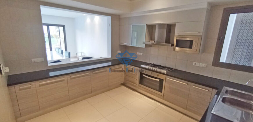 Luxury 5-Bedroom Villa for Rent in Muscat Hills