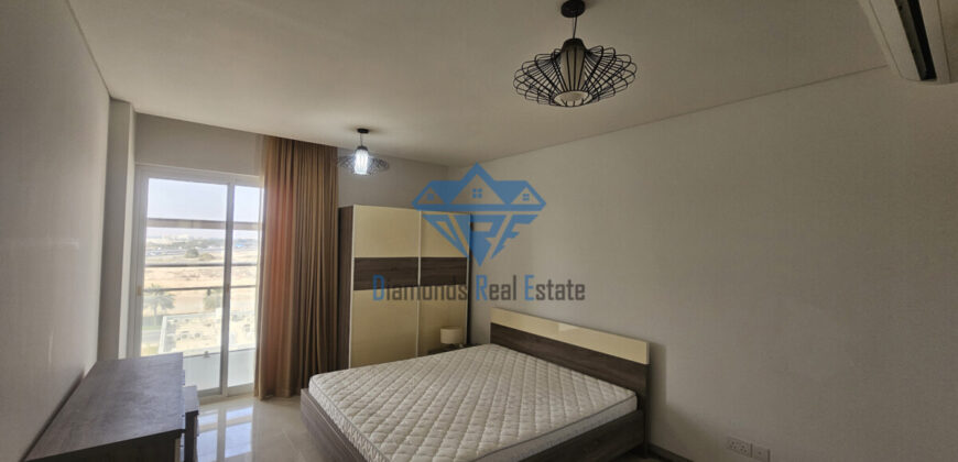 شقة جميلة للبيع في العذيبة 2غرف نوم