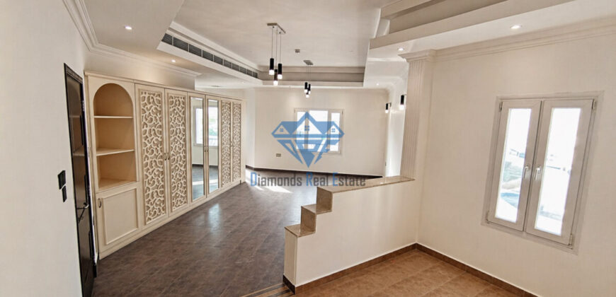 🏡 For Rent – Spacious 7+2 Bedroom Villa in Al-Ansab