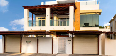 فيلا فاخرة استثنائية للبيع في الموالح الجنوبية – تصميم عصري ومواصفات نادرة