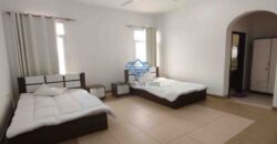  6BR Residential & Commercial Villa for Rent in Azaiba