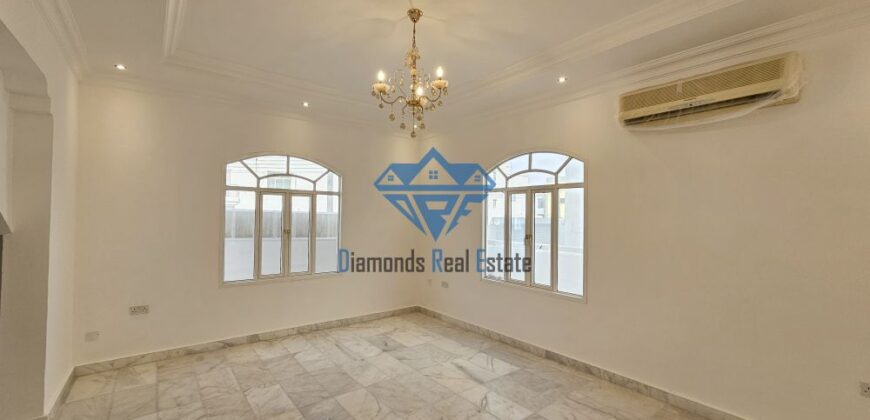Beautiful 4-Bedroom+Maidroom Twin Villa for Rent in Mawaleh North