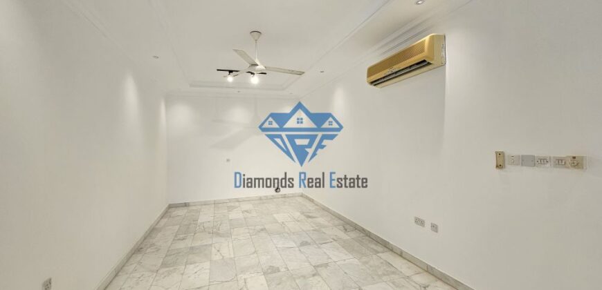 Beautiful 4-Bedroom+Maidroom Twin Villa for Rent in Mawaleh North